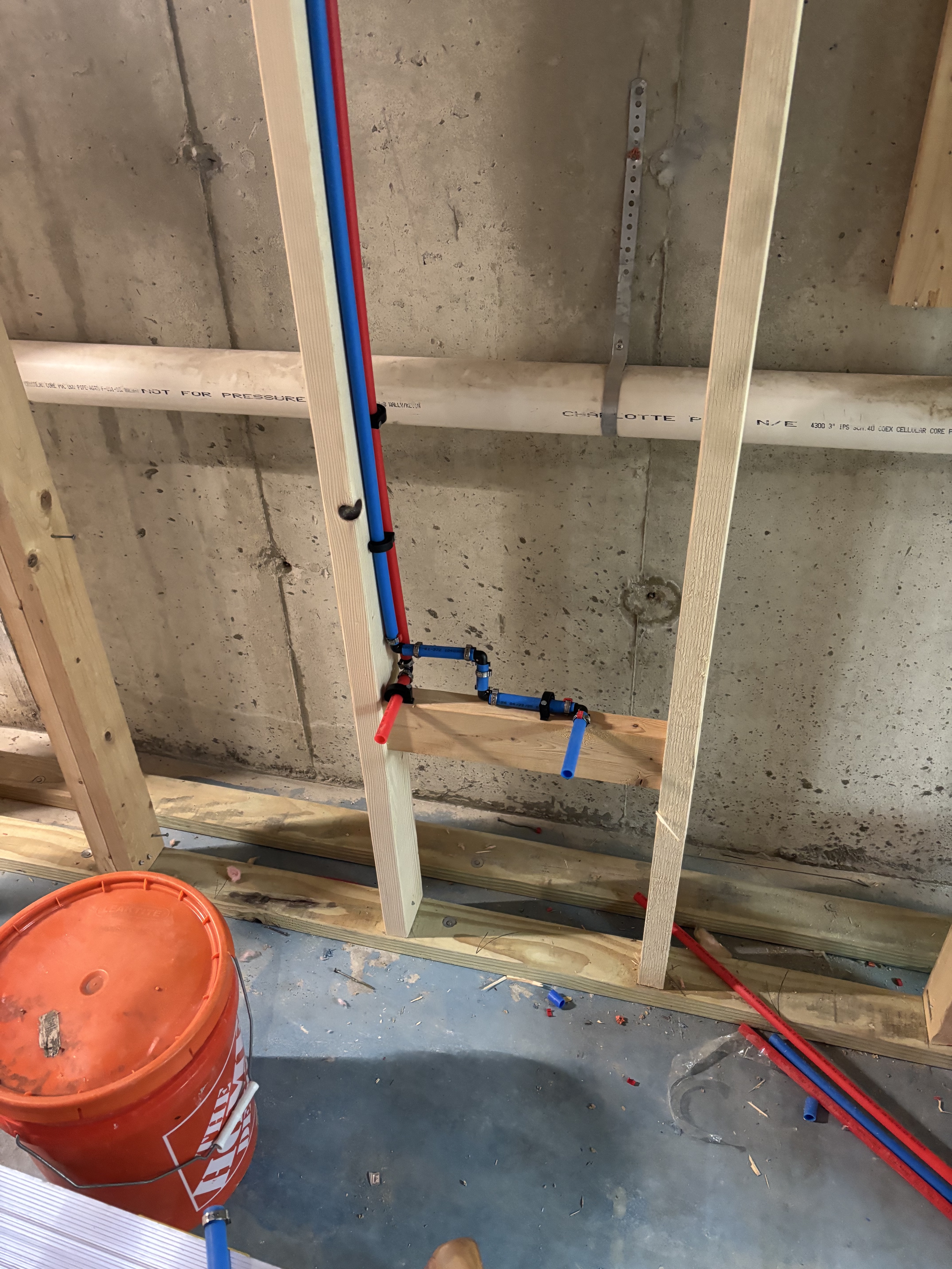 PEX hot/cold runs and manifold rough-in